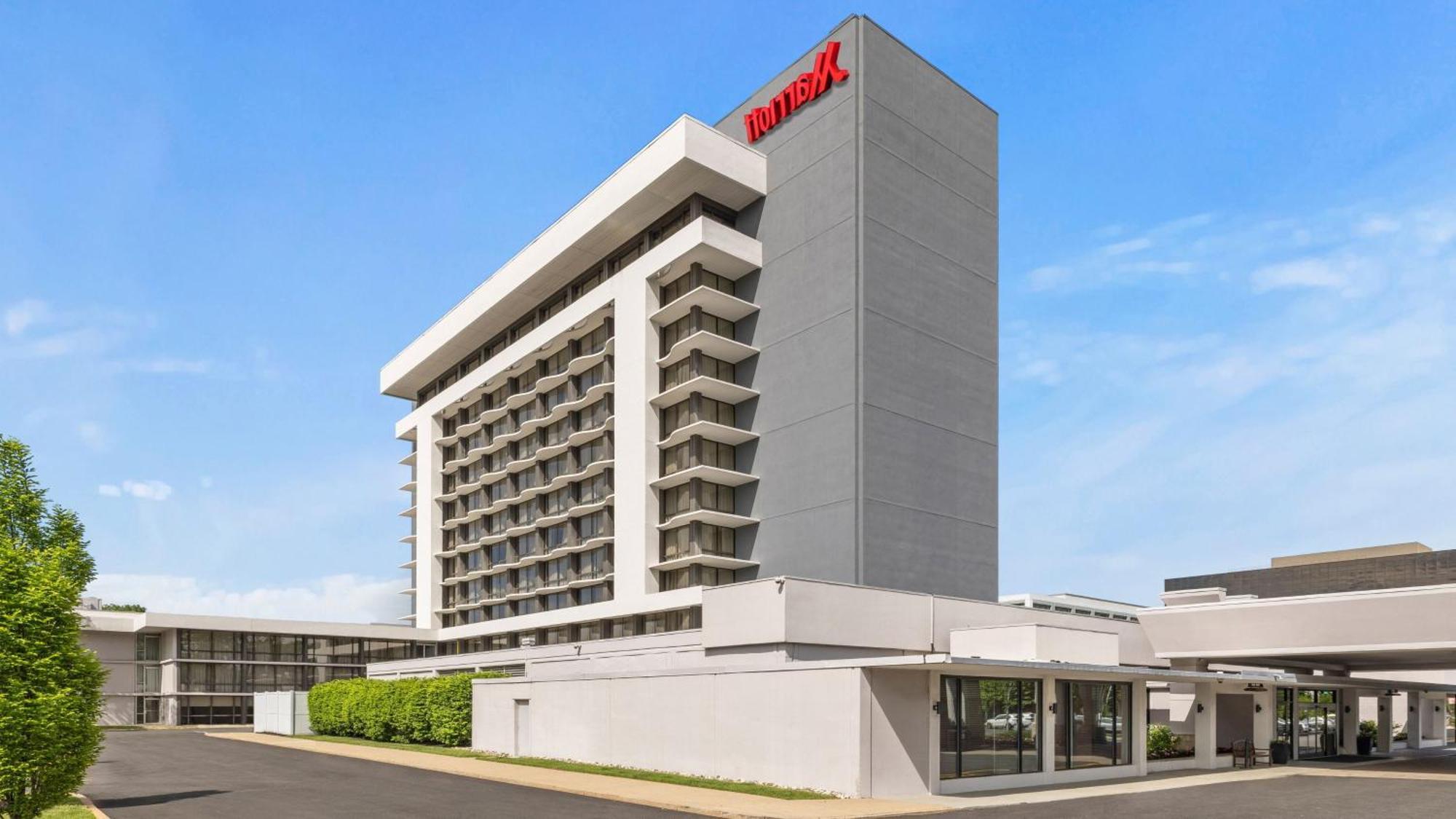 Marriott Saddle Brook Hotel Bagian luar foto
