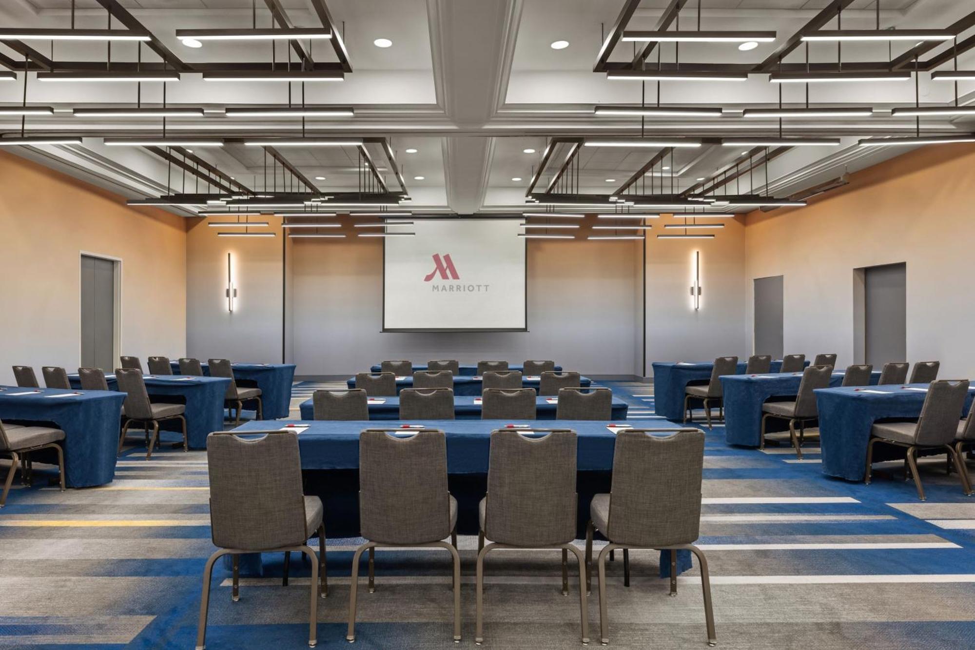 Marriott Saddle Brook Hotel Bagian luar foto
