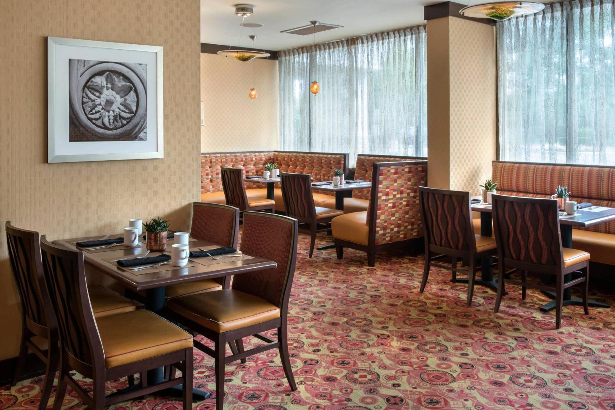 Marriott Saddle Brook Hotel Bagian luar foto